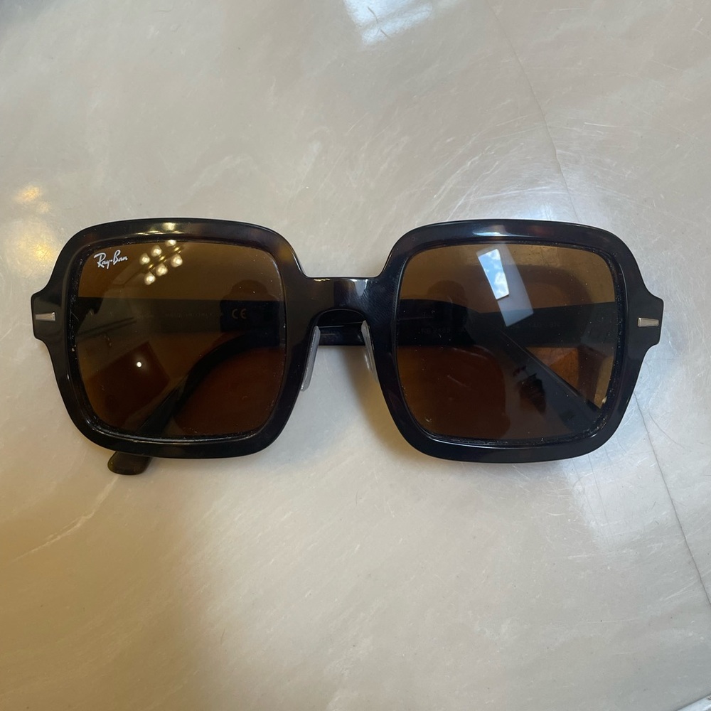 Ray-Ban RB2188 Sunglasses